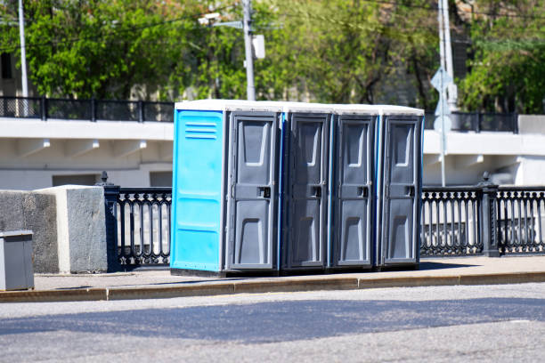 Portable Toilet Options We Offer in Lauderdale, MN