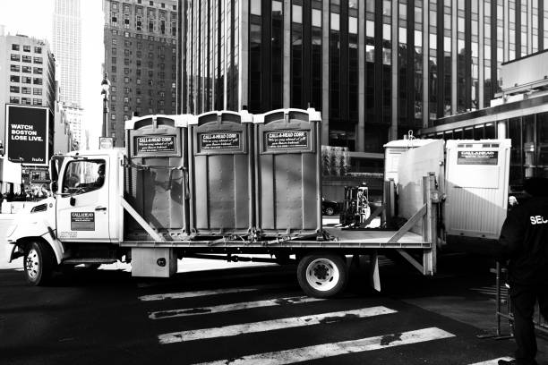 Best Handicap porta potty rental  in Lauderdale, MN